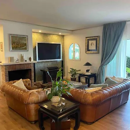 Burganvilla Holiday home