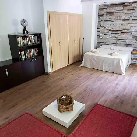 Burganvilla Holiday home *