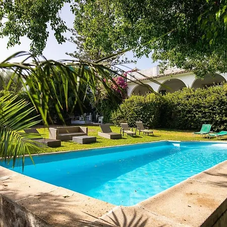Burganvilla Dom wakacyjny